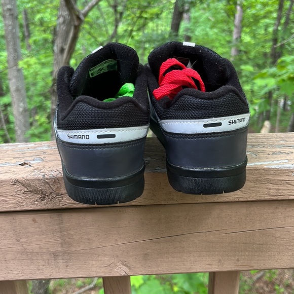 Shimano Bike Shoes - Picture 4 of 5